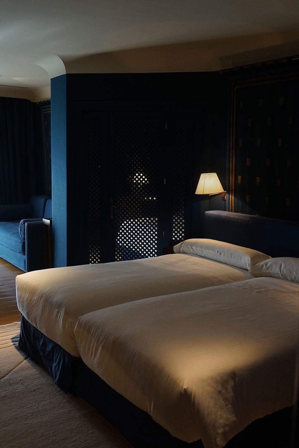 Hotel Landa Burgo Exterior foto A room at the hotel