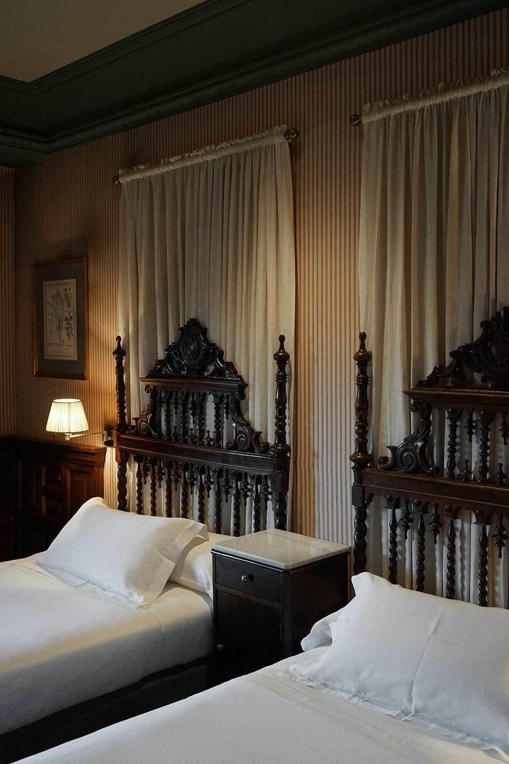 Hotel Landa Burgo Exterior foto The bedroom of the Duke of Alba